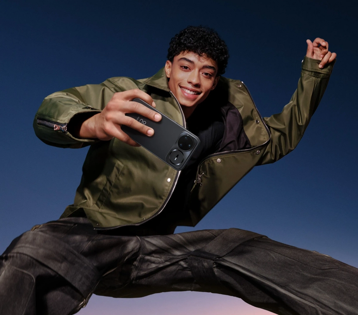 Смартфон Huawei Nova 15 Pro 12/256Гб Чёрный (KLE-LX9). Фото 7