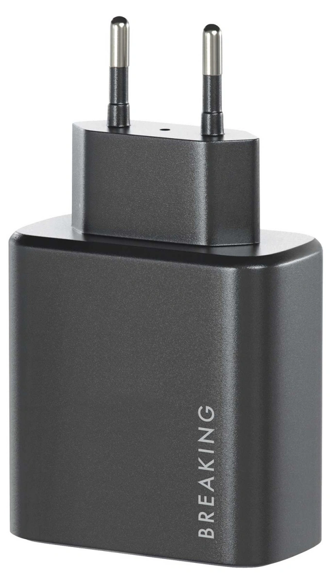 Сетевое зарядное устройство Breaking USB-C WC16 45W, Black. Фото 1
