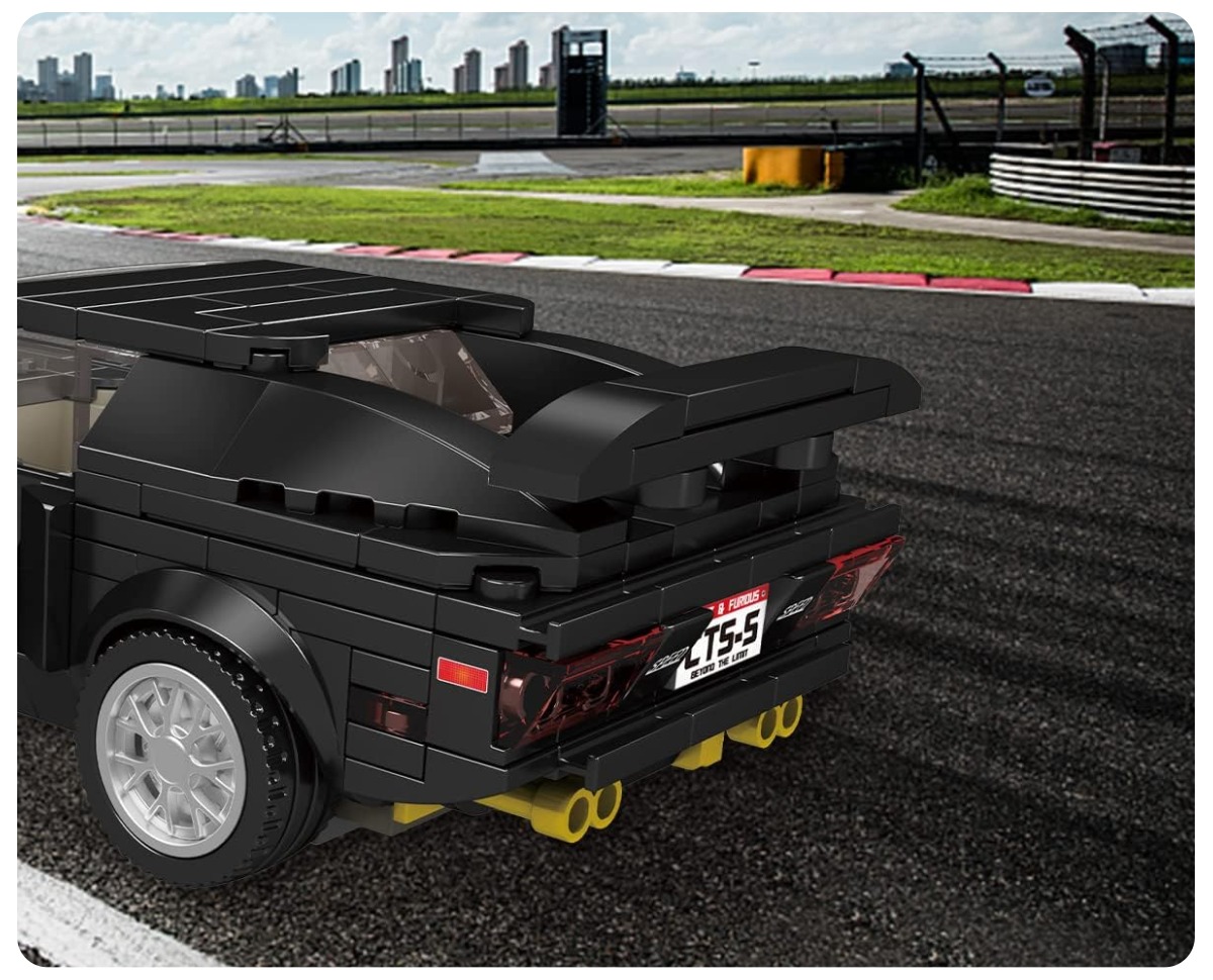 Mould-King-Models-27032-02