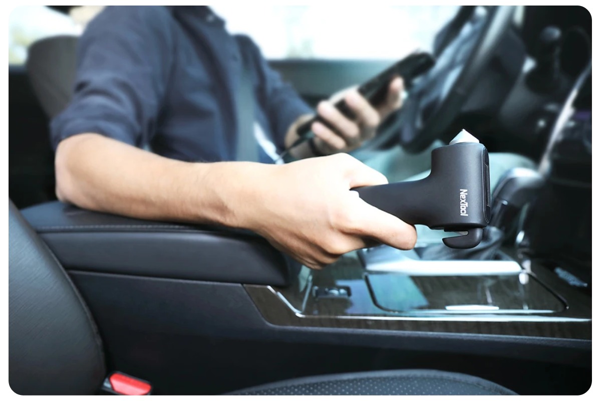 NexTool-Multifunction-Survival-Hammer-KT5531-02